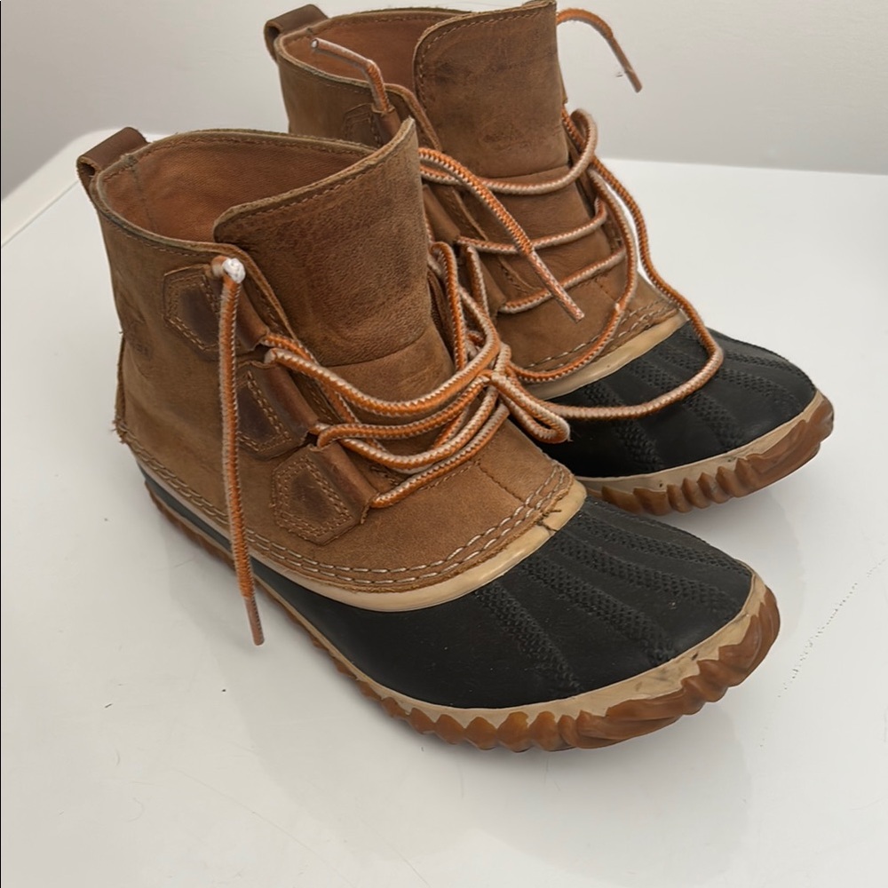 Sorel Rain “duck” Lace-Up Boots